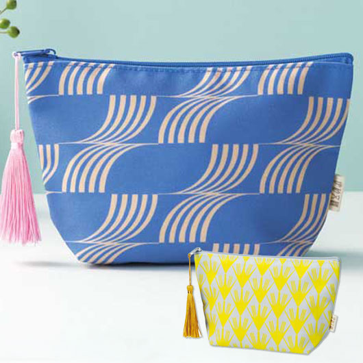  伊砂文様　タッセルポーチ