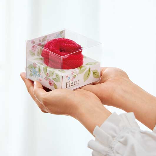 【プチギフト 300円】フルール　フラワーギフトタオル
タオルハンカチ ミニタオル お花 ローズ 紅白 かわいい おしゃれ  実用ギフト 結婚式 ２次会 センスのいい 実用ギフト 粗品 販促品 景品 イベント ノベルティ画像4