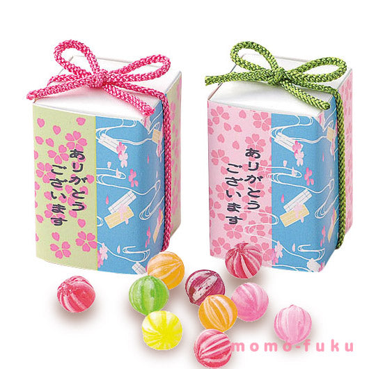  【プチギフト 300円】 桜手まり
和風 かわいい ありがとう お菓子 2種 小箱 手まり飴 カラフル 結婚式 記念品 